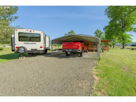 503 Old Pioneer Road Sutherlin OR 97479