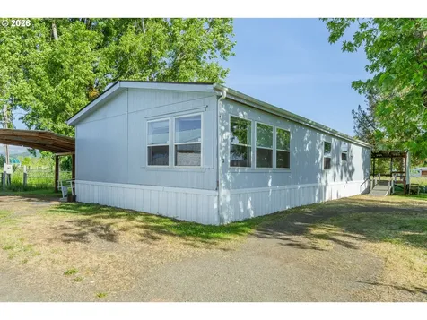503 Old Pioneer Road Sutherlin OR 97479