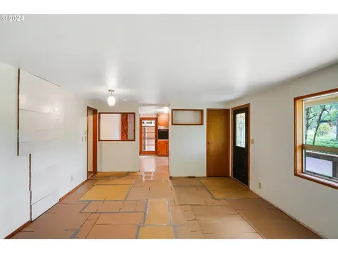 1014 NW Alder Creek Drive Corvallis OR 97330