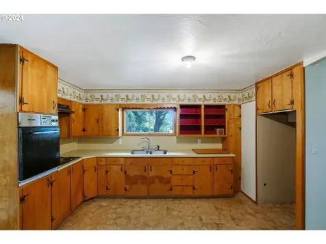 1014 NW Alder Creek Drive Corvallis OR 97330