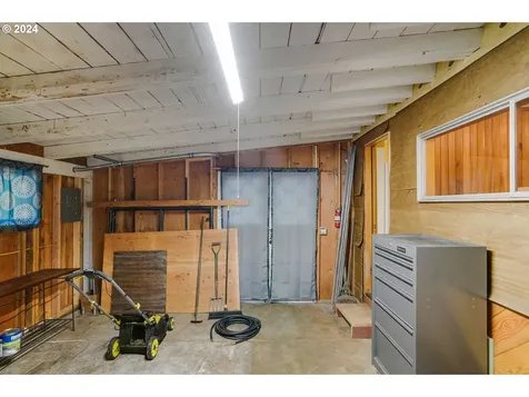 1014 NW Alder Creek Drive Corvallis OR 97330