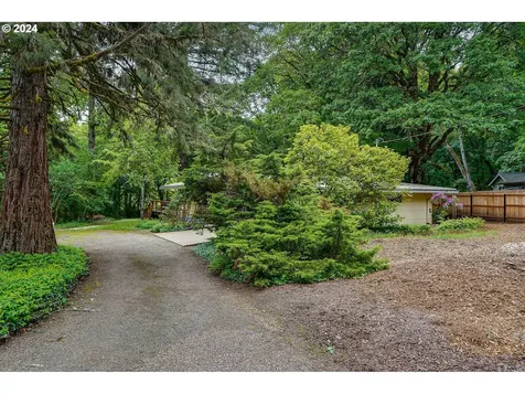 1014 NW Alder Creek Drive Corvallis OR 97330