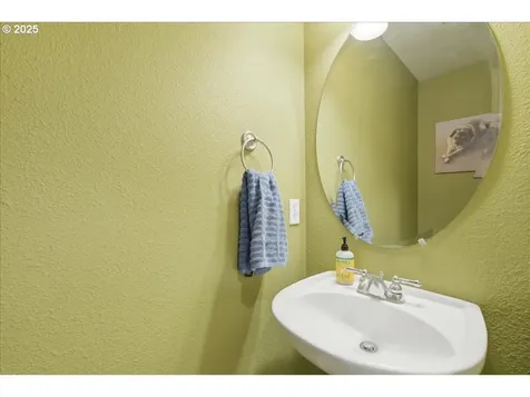 1828 49th Street Washougal WA 98671