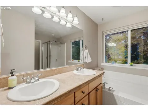 1828 49th Street Washougal WA 98671