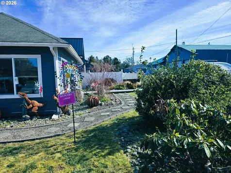 1501 262nd Place Ocean Park WA 98640