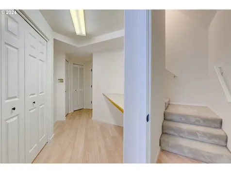 13620 Ne Glendoveer Court Portland OR 97230