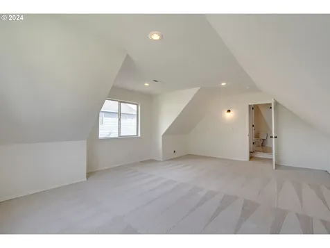 13620 Ne Glendoveer Court Portland OR 97230