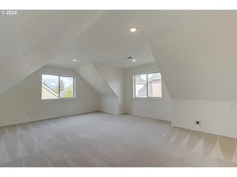 13620 Ne Glendoveer Court Portland OR 97230
