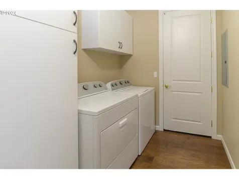 88073 Lake Point Drive Florence OR 97439