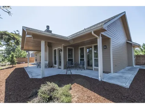 88073 Lake Point Drive Florence OR 97439