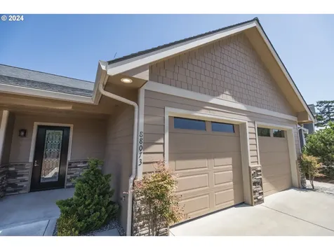 88073 Lake Point Drive Florence OR 97439