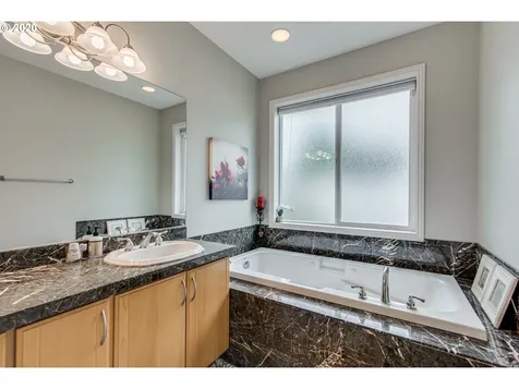 4307 Ne 47th Avenue Vancouver WA 98661