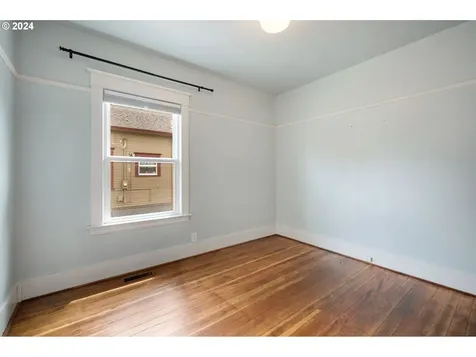 6341 N Greeley Avenue Portland OR 97217