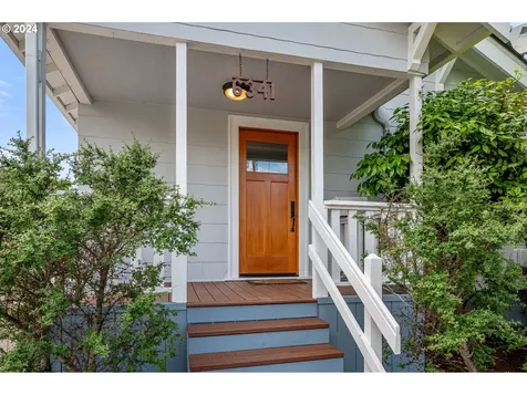 6341 N Greeley Avenue Portland OR 97217