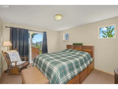 9751 Ne Highland View Lane Otis OR 97368