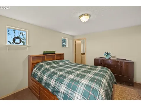 9751 Ne Highland View Lane Otis OR 97368