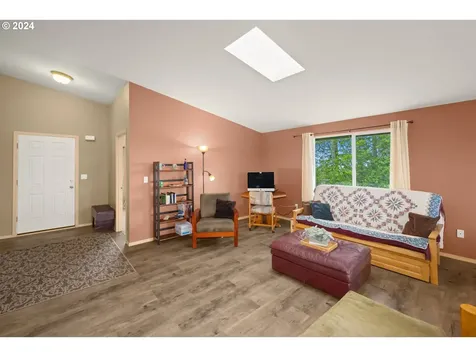 9751 Ne Highland View Lane Otis OR 97368