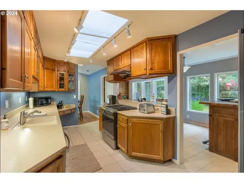 5333 Leavitt Loop Florence OR 97439