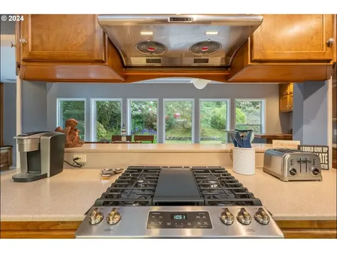 5333 Leavitt Loop Florence OR 97439