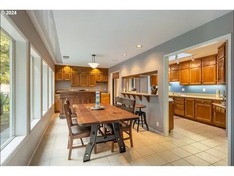 5333 Leavitt Loop Florence OR 97439