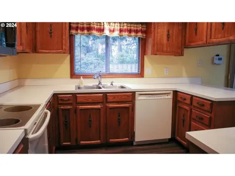 309 NE 19th Avenue Hillsboro OR 97124