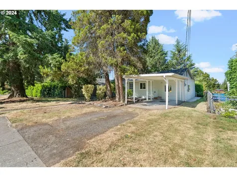 11325 SW 47th Avenue Portland OR 97219