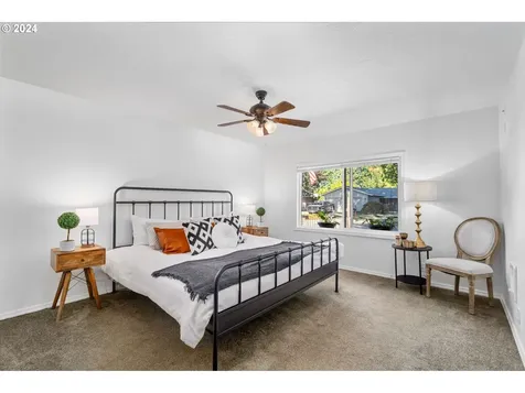1765 Ne Juniper Avenue Gresham OR 97030