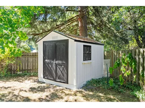 1765 Ne Juniper Avenue Gresham OR 97030