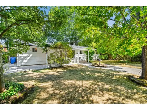 1765 Ne Juniper Avenue Gresham OR 97030