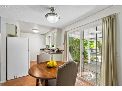 1765 Ne Juniper Avenue Gresham OR 97030
