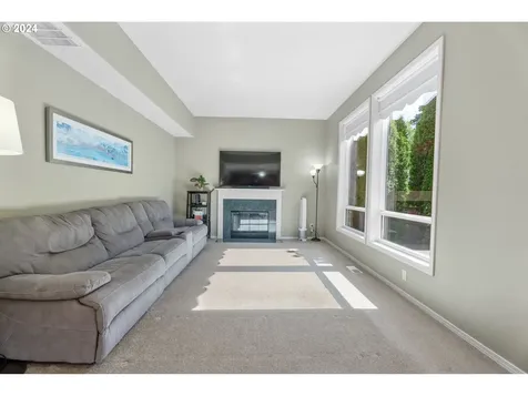 14586 NW Dawnwood Drive Portland OR 97229