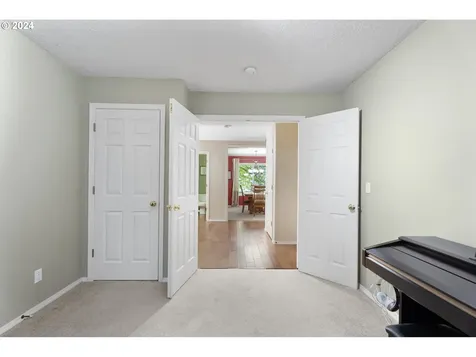 14586 NW Dawnwood Drive Portland OR 97229