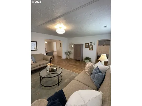 388 Nw Sherman Street Sheridan OR 97378
