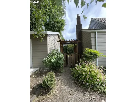 388 Nw Sherman Street Sheridan OR 97378