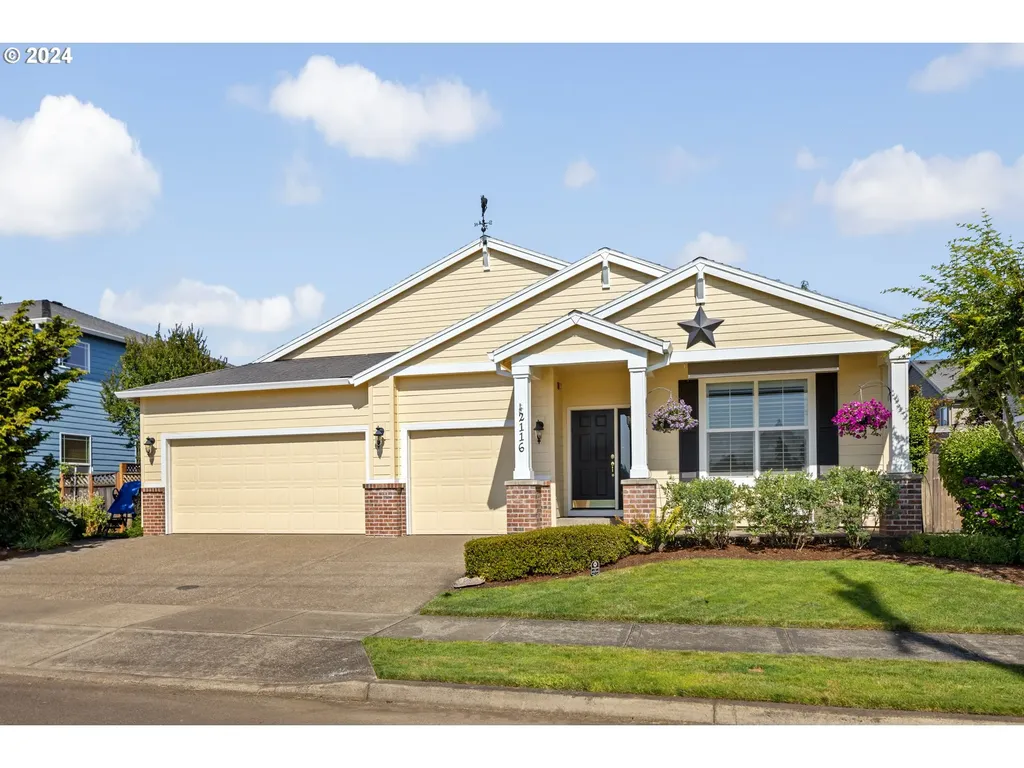 2116 N Locust Street Canby OR 97013