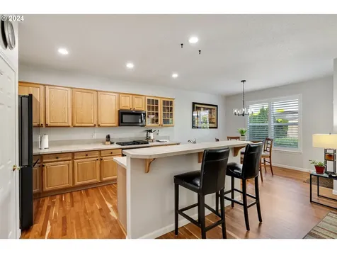 2116 N Locust Street Canby OR 97013