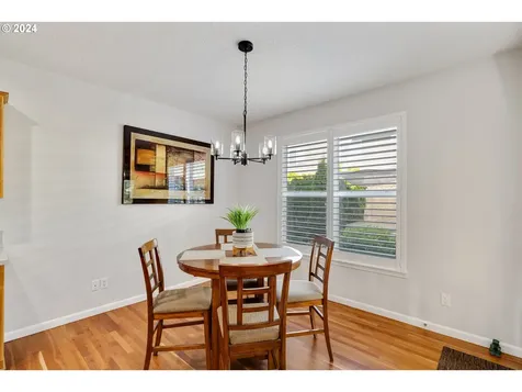 2116 N Locust Street Canby OR 97013