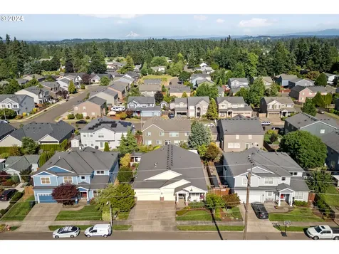 2116 N Locust Street Canby OR 97013