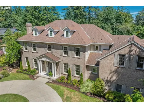 19177 Hill Top Road Lake Oswego OR 97034