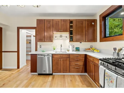 1417 SE 34th Avenue Portland OR 97214