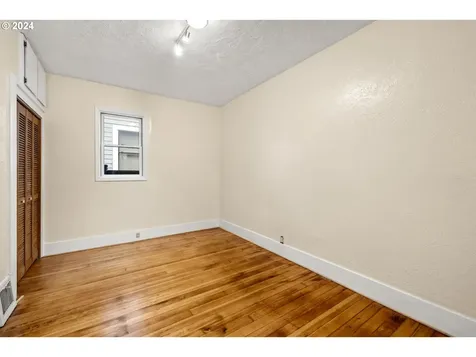 1417 SE 34th Avenue Portland OR 97214