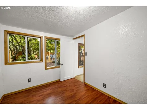 1417 SE 34th Avenue Portland OR 97214