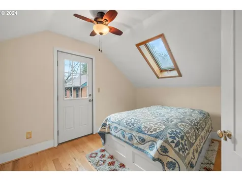 1417 SE 34th Avenue Portland OR 97214