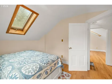 1417 SE 34th Avenue Portland OR 97214