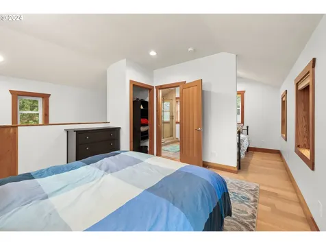1417 SE 34th Avenue Portland OR 97214
