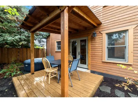 1417 SE 34th Avenue Portland OR 97214