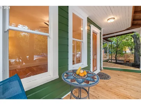 1417 SE 34th Avenue Portland OR 97214