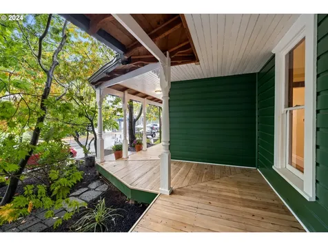 1417 SE 34th Avenue Portland OR 97214
