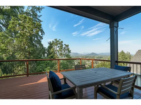 6164 Fernhill Loop Springfield OR 97478