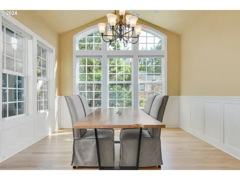 6164 Fernhill Loop Springfield OR 97478